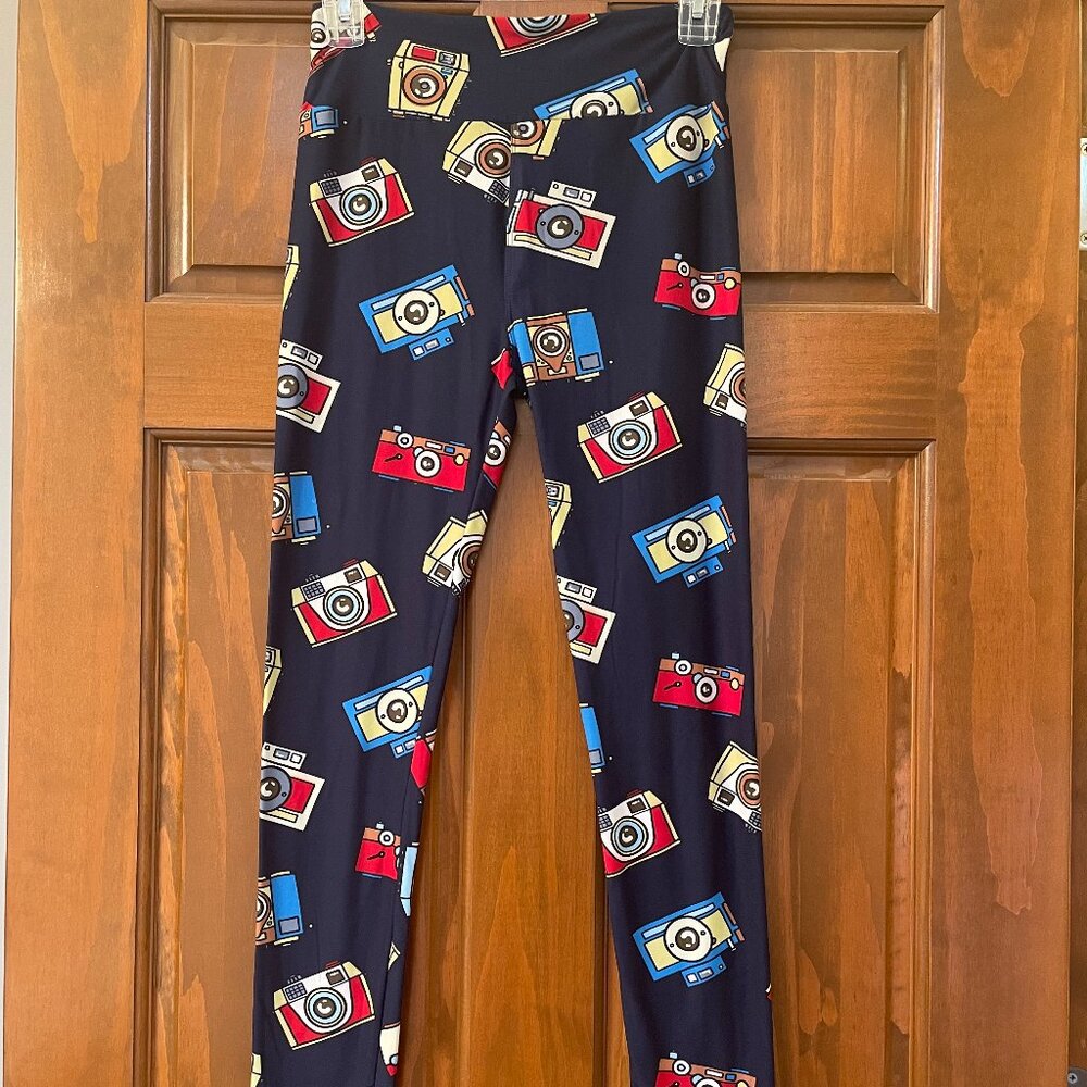 NEW LuLaRoe Camera Leggings - OS - One Size